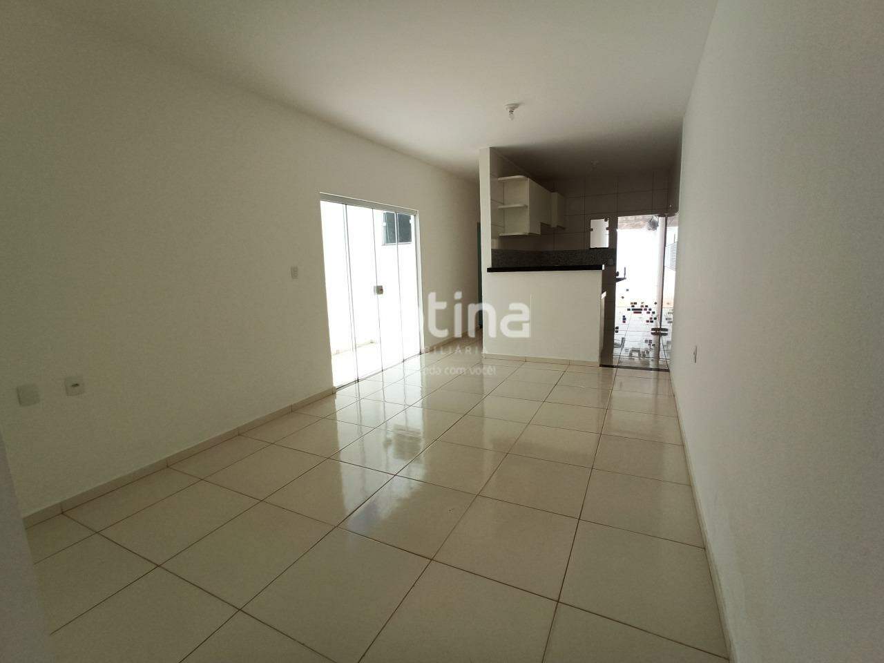 Casa para alugar, 2 quartos em Uberlândia no bairro Jardim Canaã no valor de R$ 1.350,00 - Rotina Imobiliária: 