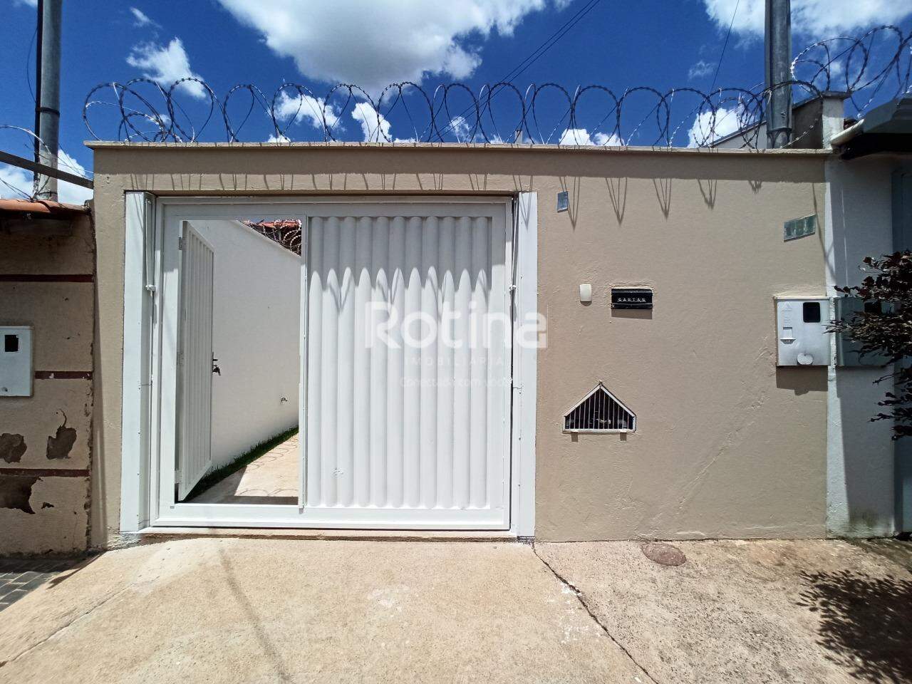 Casa para alugar, 2 quartos em Uberlândia no bairro Jardim Canaã no valor de R$ 1.350,00 - Rotina Imobiliária: 