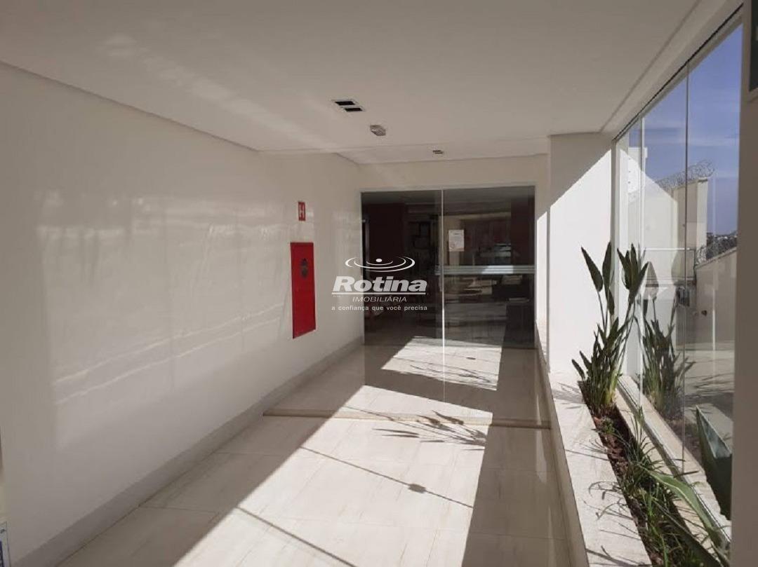 Apartamento para alugar, 3 quartos em Uberlândia no bairro Lídice no valor de R$ 5.500,00 - Rotina Imobiliária: 
