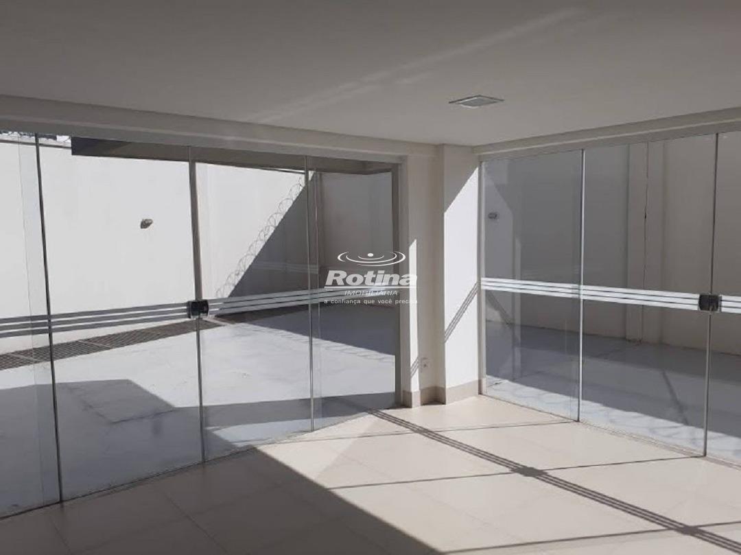 Apartamento para alugar, 3 quartos em Uberlândia no bairro Lídice no valor de R$ 5.500,00 - Rotina Imobiliária: 