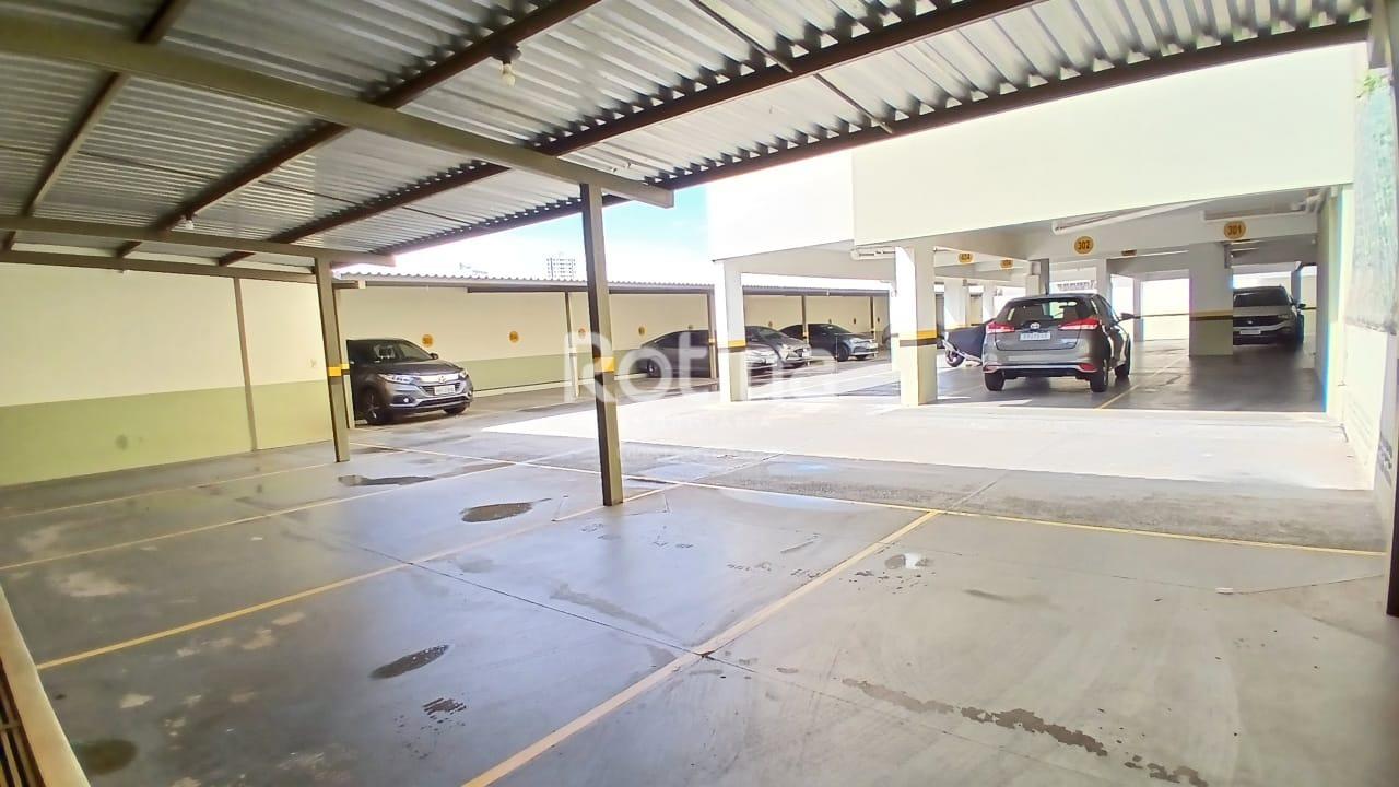 Apartamento para alugar, 3 quartos em Uberlândia no bairro Santa Maria no valor de R$ 2.000,00 - Rotina Imobiliária: 