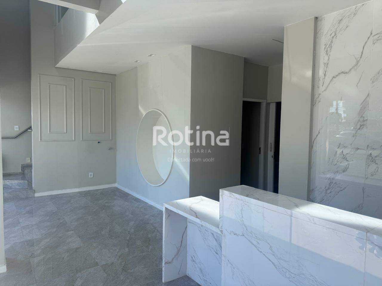 Loja para alugar, em Uberlândia no bairro Vigilato Pereira no valor de R$ 7.300,00 - Rotina Imobiliária: 