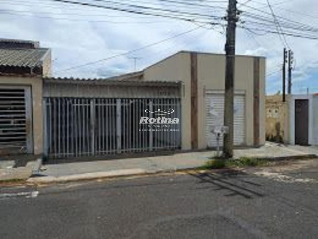Casa para alugar, 3 quartos em Uberlândia no bairro Custódio Pereira no valor de R$ 2.000,00 - Rotina Imobiliária: 