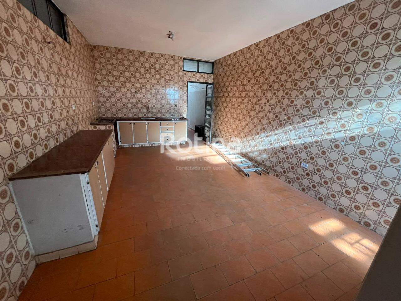 Casa Comercial para alugar, em Uberlândia no bairro Nossa Senhora Aparecida no valor de R$ 7.000,00 - Rotina Imobiliária: 