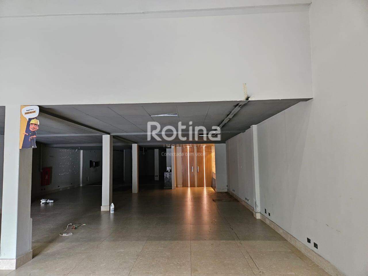 Sala para alugar, em Uberlândia no bairro Brasil no valor de R$ 22.000,00 - Rotina Imobiliária: 