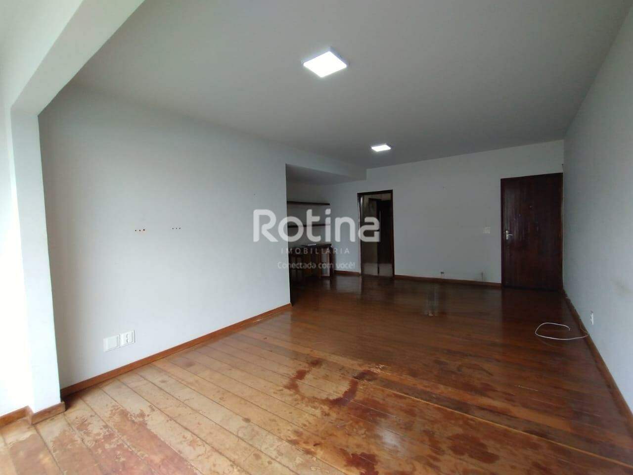 Apartamento para alugar, 3 quartos em Uberlândia no bairro Centro no valor de R$ 1.700,00 - Rotina Imobiliária: 