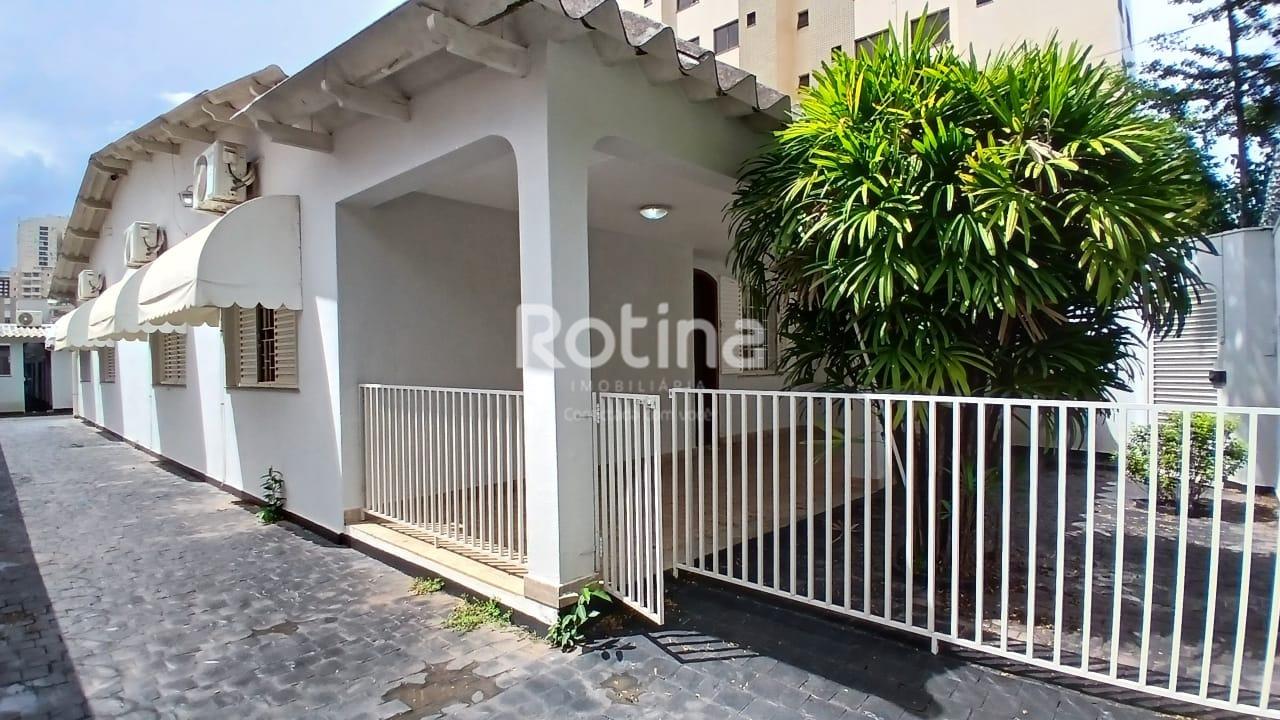 Casa para alugar, 3 quartos em Uberlândia no bairro Santa Maria no valor de R$ 3.900,00 - Rotina Imobiliária: 