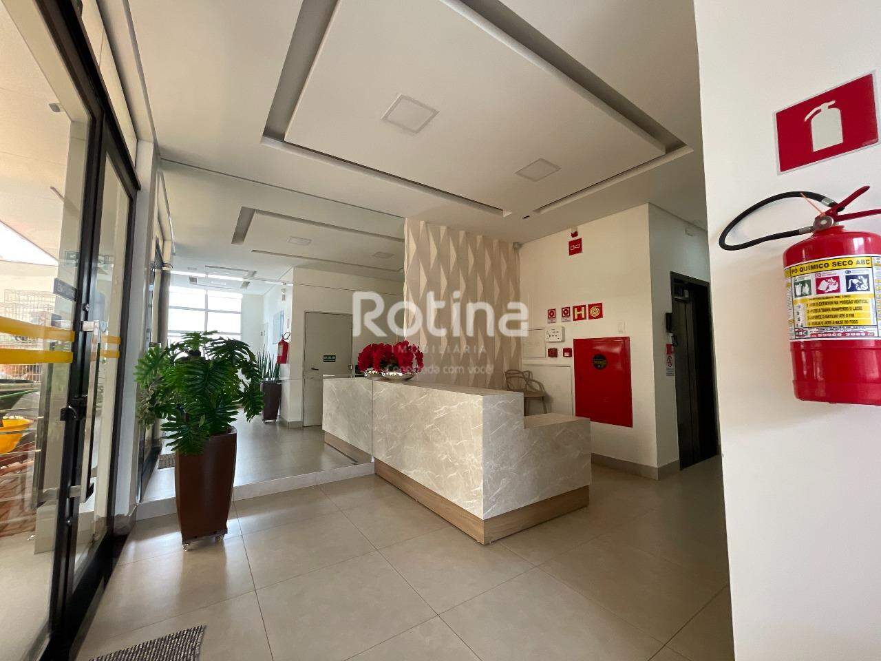 Sala para alugar, em Uberlândia no bairro Osvaldo Rezende no valor de R$ 2.000,00 - Rotina Imobiliária: 