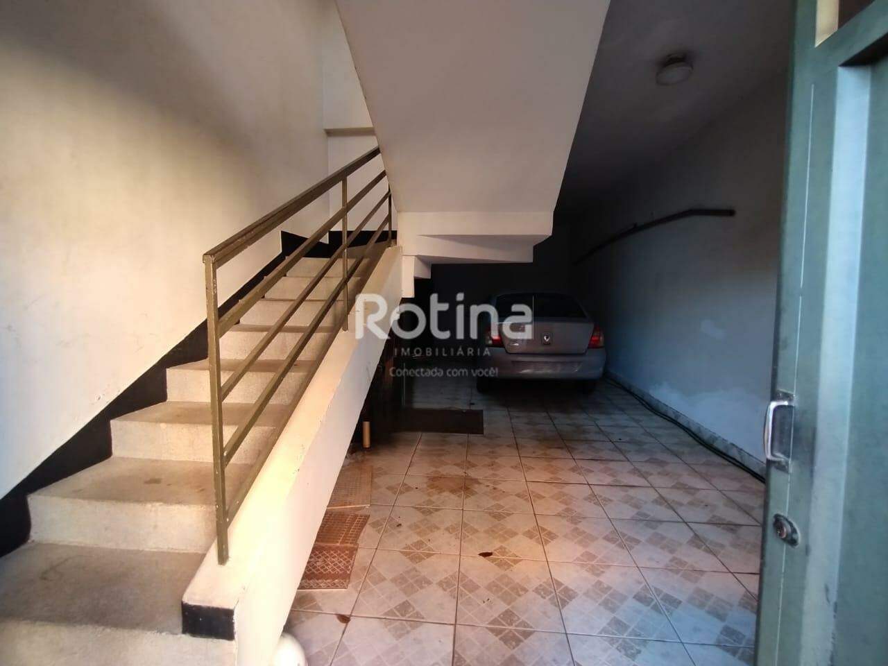Apartamento para alugar, 3 quartos em Uberlândia no bairro Martins no valor de R$ 2.200,00 - Rotina Imobiliária: 
