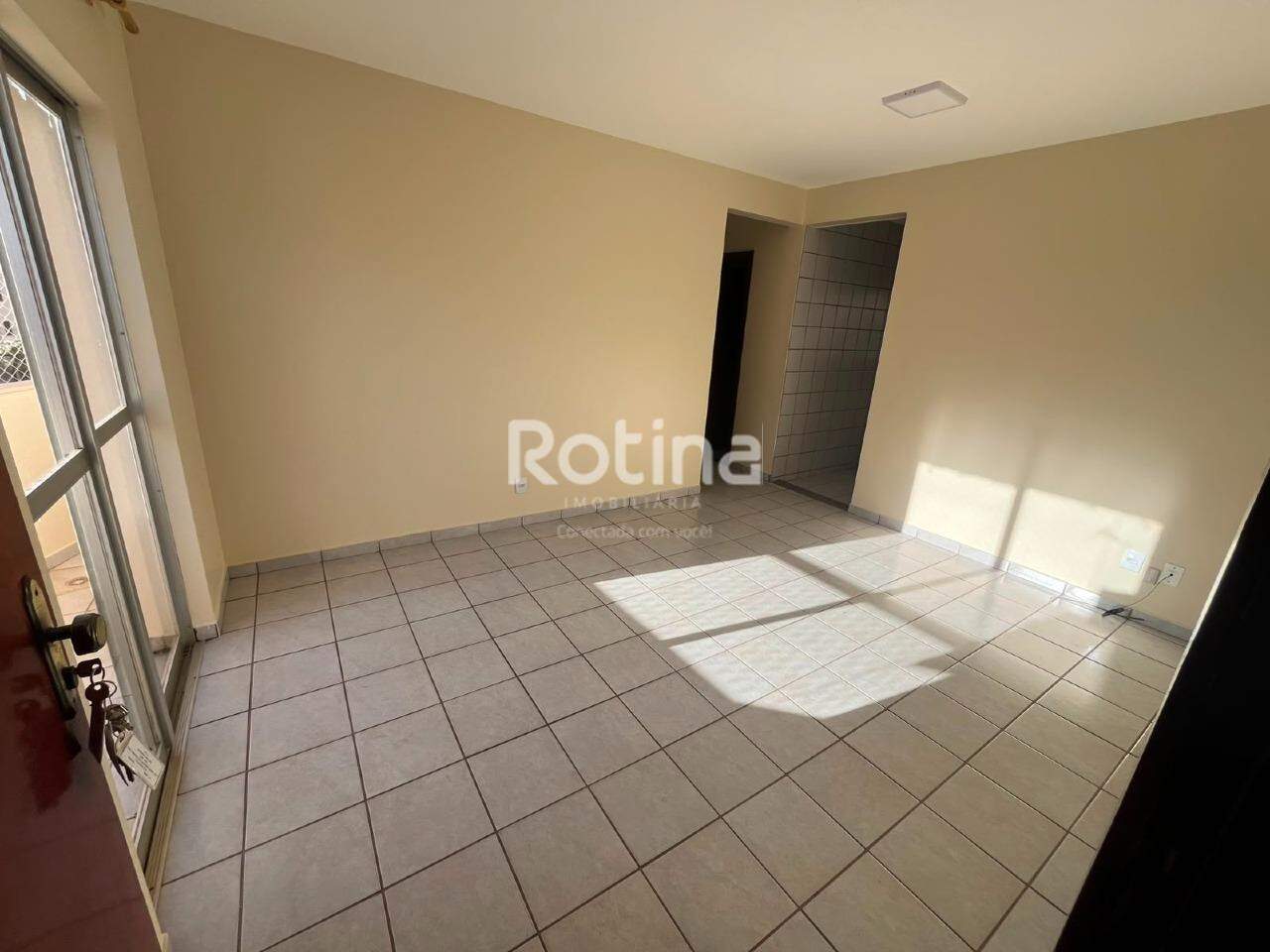 Apartamento para alugar, 3 quartos em Uberlândia no bairro Santa Mônica no valor de R$ 2.000,00 - Rotina Imobiliária: 