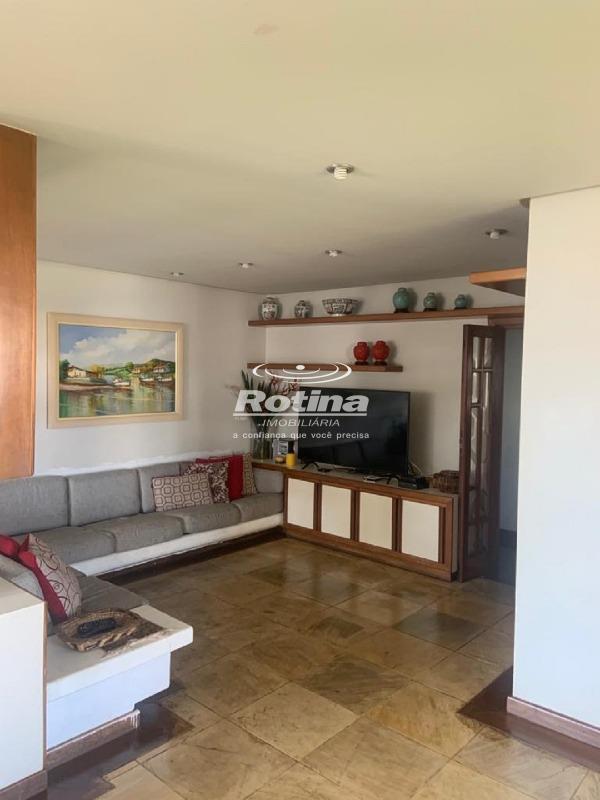 Apartamento à venda, 4 quartos em Uberlândia no bairro Fundinho no valor de R$ 1.300.000,00 - Rotina Imobiliária: 