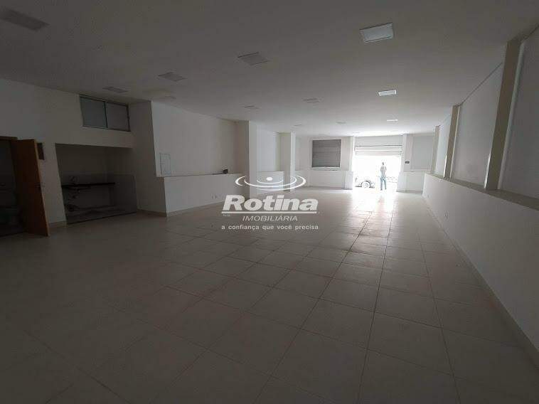 Loja para alugar, em Uberlândia no bairro Centro no valor de R$ 5.000,00 - Rotina Imobiliária: 