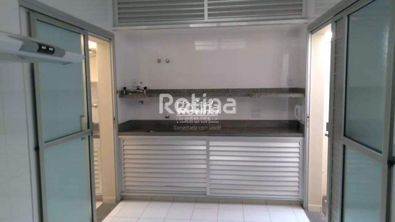 Casa para alugar, 2 quartos em Uberlândia no bairro Santa Mônica no valor de R$ 1.621,00 - Rotina Imobiliária: 
