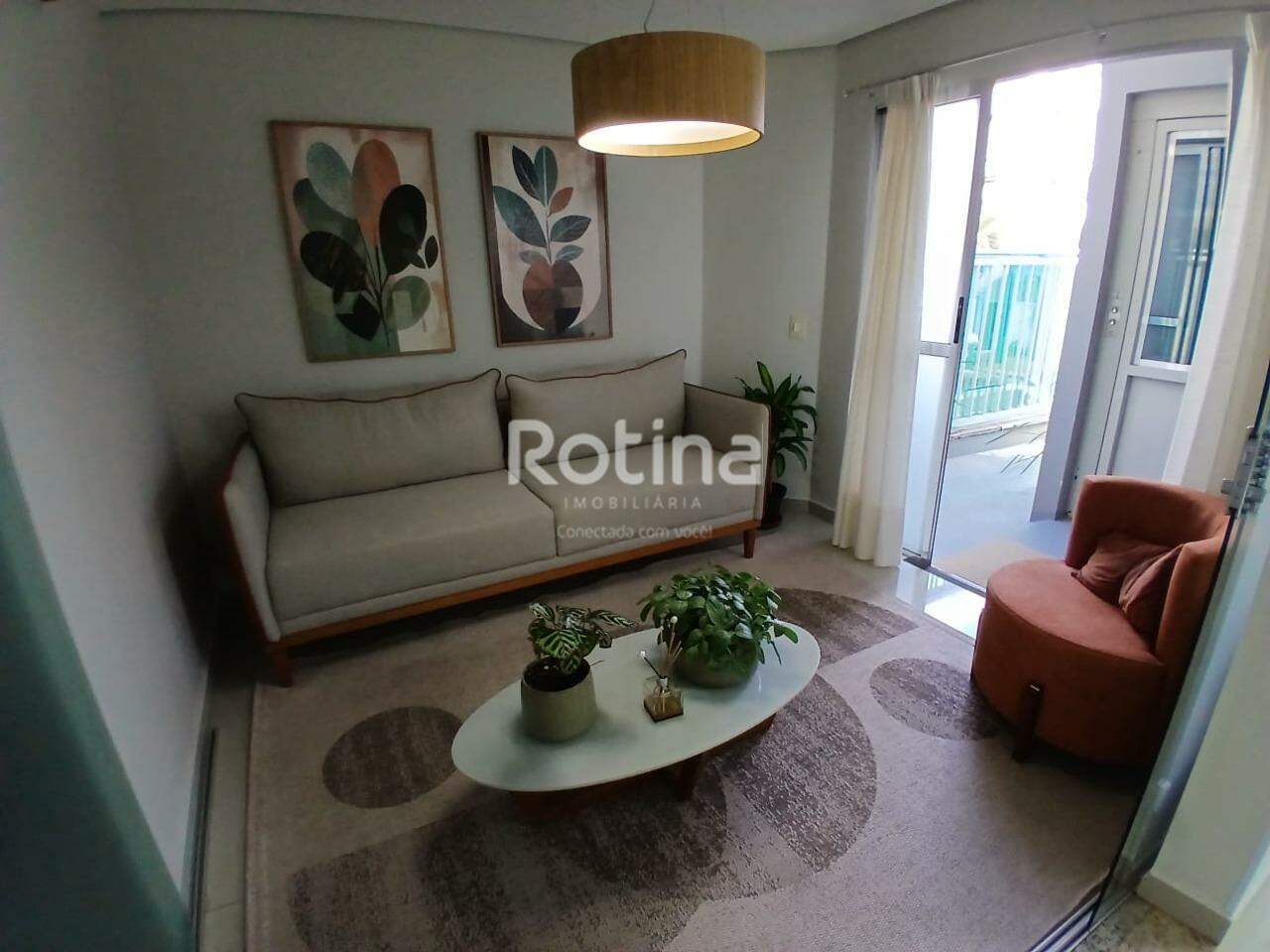Apartamento para alugar, 3 quartos em Uberlândia no bairro Patrimônio no valor de R$ 2.000,00 - Rotina Imobiliária: 