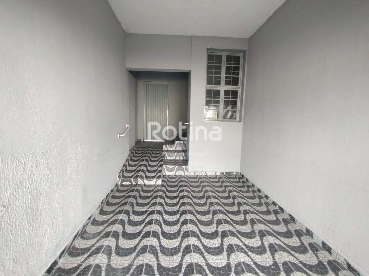 Casa para alugar, 3 quartos em Uberlândia no bairro Bom Jesus no valor de R$ 1.790,00 - Rotina Imobiliária: 