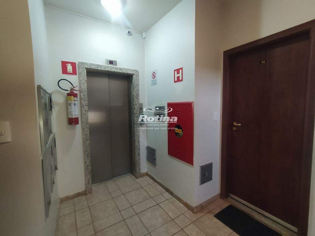 Apartamento para alugar, 2 quartos em Uberlândia no bairro Morada da Colina no valor de R$ 1.600,00 - Rotina Imobiliária: 