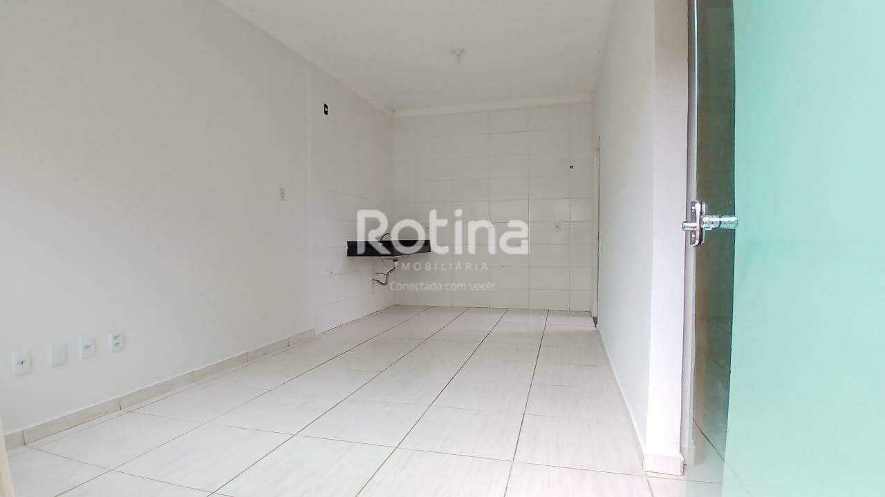 Casa para alugar, 2 quartos em Uberlândia no bairro Shopping Park no valor de R$ 1.300,00 - Rotina Imobiliária: 