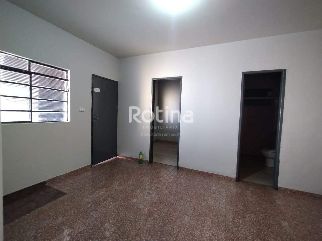 Casa para alugar, 3 quartos em Uberlândia no bairro Tabajaras no valor de R$ 1.600,00 - Rotina Imobiliária: 