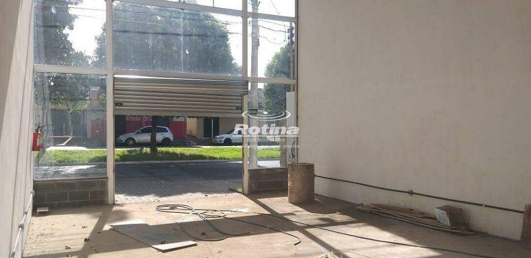 Loja para alugar, em Uberlândia no bairro Presidente Roosevelt no valor de R$ 2.400,00 - Rotina Imobiliária: 
