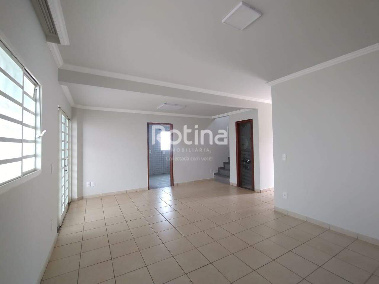 Casa para alugar, 3 quartos em Uberlândia no bairro Morada da Colina no valor de R$ 5.500,00 - Rotina Imobiliária: 