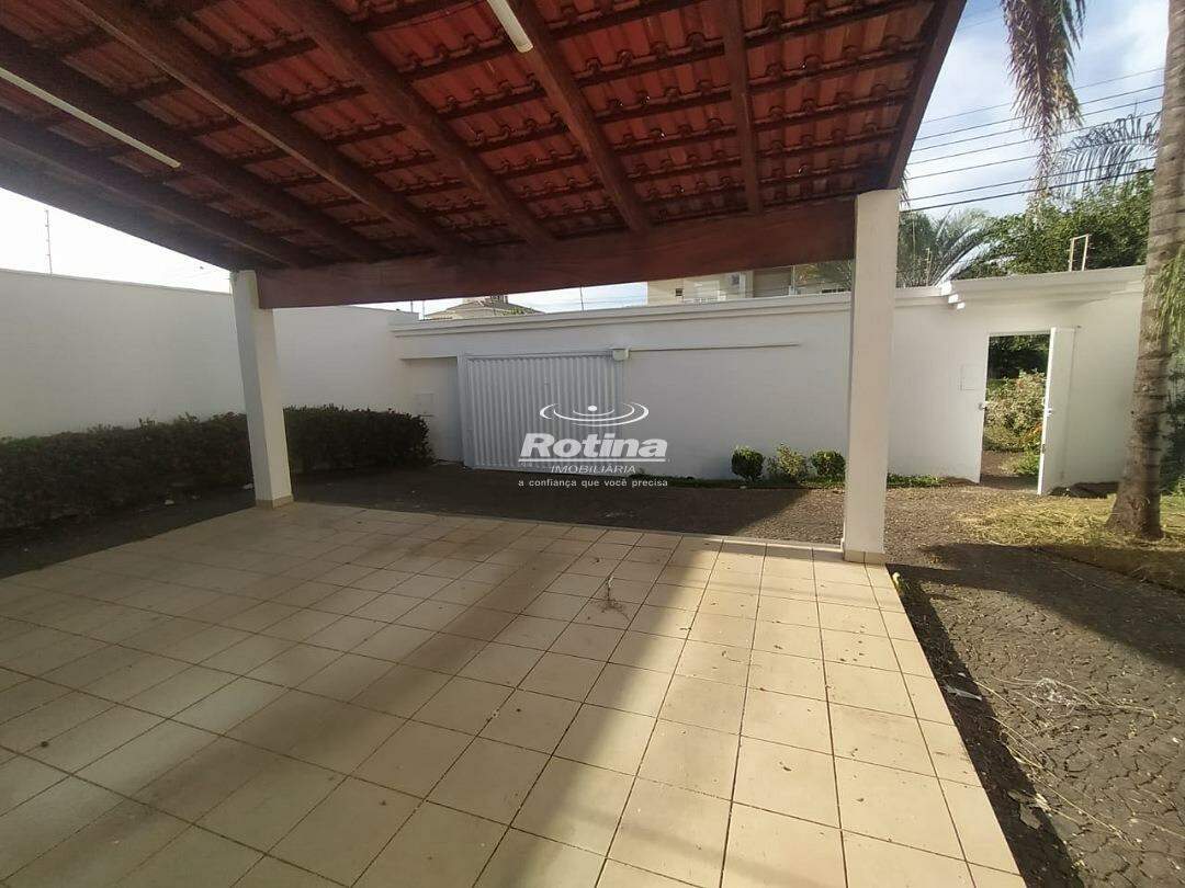 Casa para alugar, 3 quartos em Uberlândia no bairro Morada da Colina no valor de R$ 5.500,00 - Rotina Imobiliária: 
