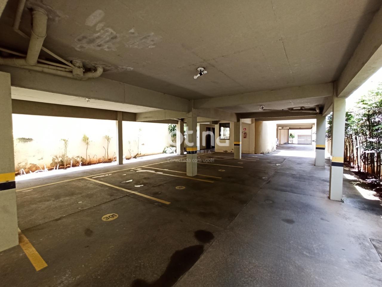 Apartamento para alugar, 3 quartos em Uberlândia no bairro Saraiva no valor de R$ 2.300,00 - Rotina Imobiliária: 