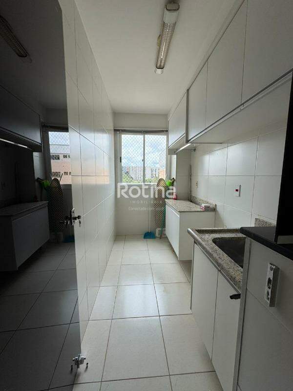 Apartamento para alugar, 3 quartos em Uberlândia no bairro Santa Maria no valor de R$ 3.200,00 - Rotina Imobiliária: 