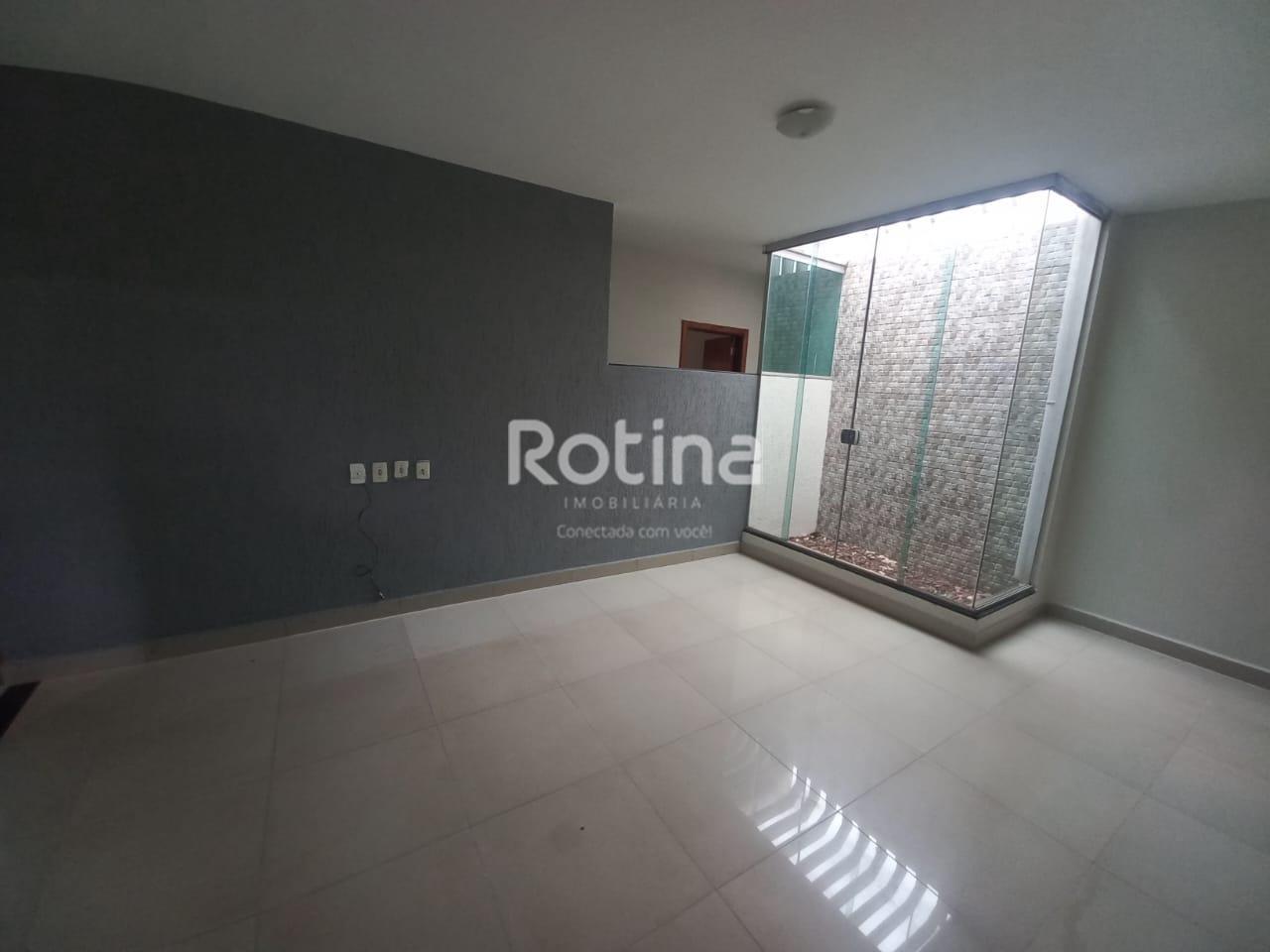 Casa para alugar, 3 quartos em Uberlândia no bairro Pacaembu no valor de R$ 2.600,00 - Rotina Imobiliária: 