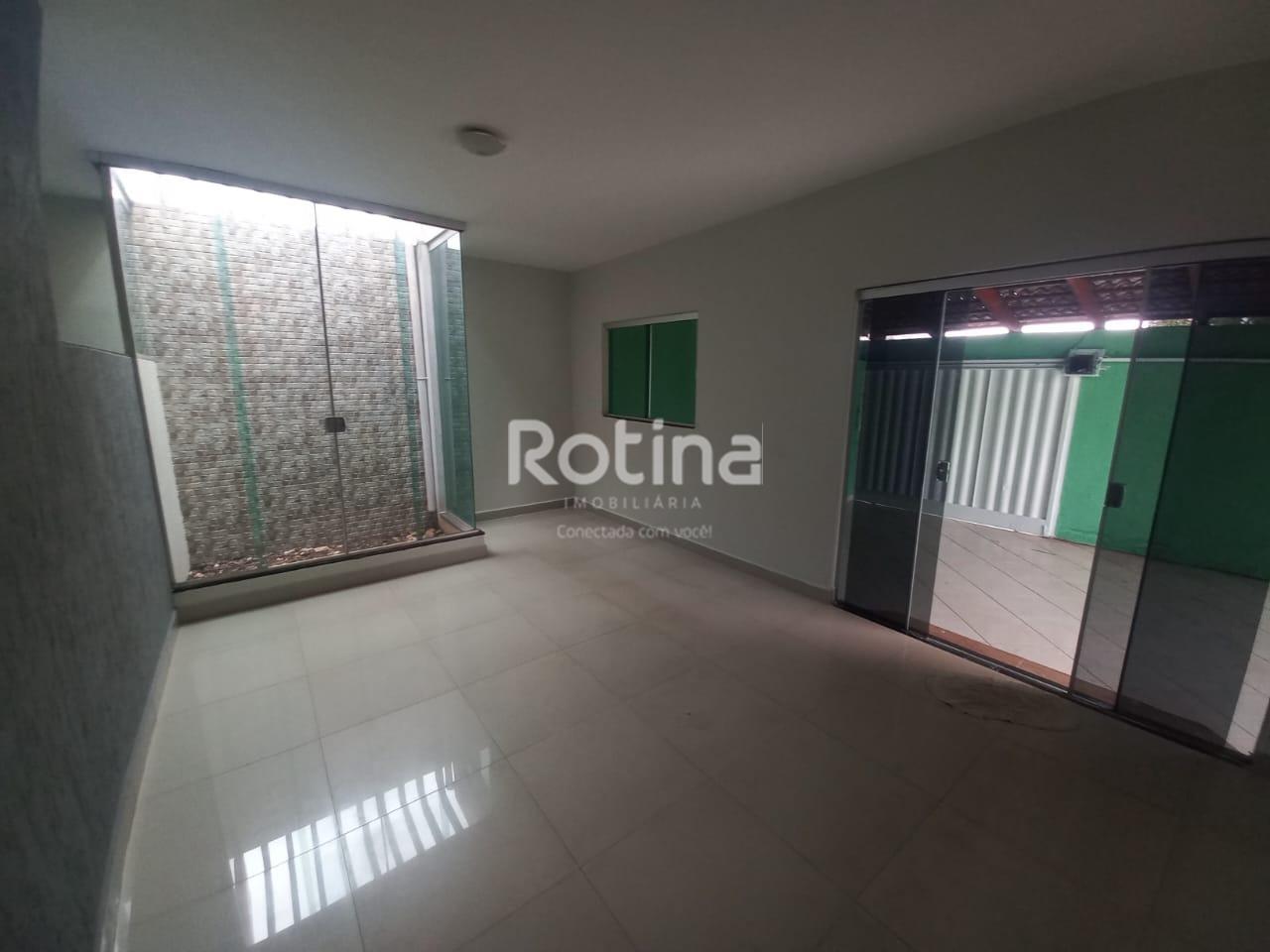 Casa para alugar, 3 quartos em Uberlândia no bairro Pacaembu no valor de R$ 2.600,00 - Rotina Imobiliária: 