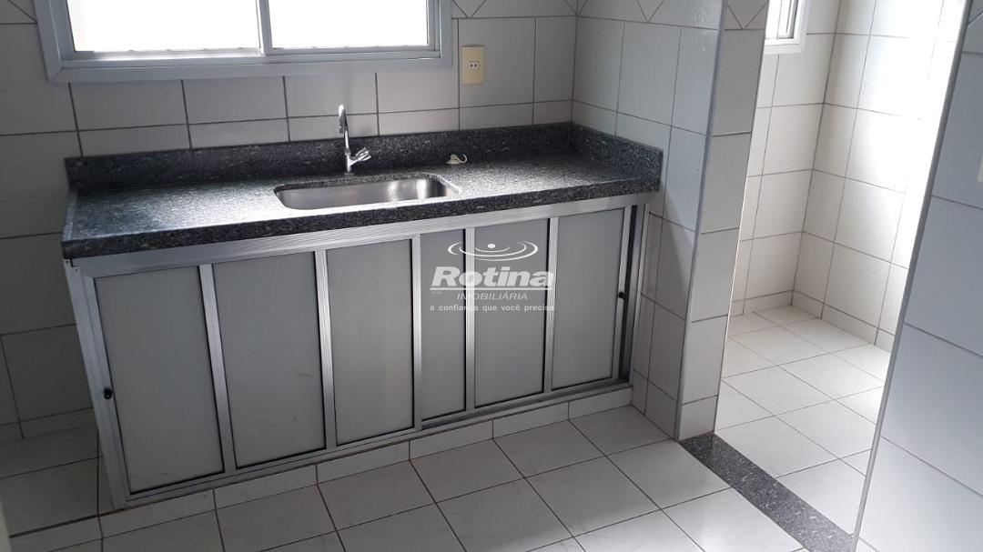 Apartamento para alugar, 2 quartos em Uberlândia no bairro Santa Mônica no valor de R$ 1.700,00 - Rotina Imobiliária: 
