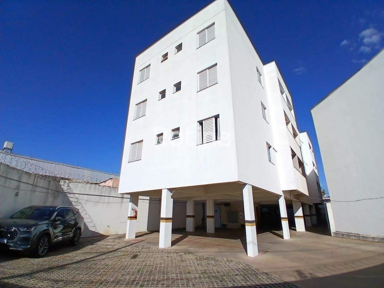 Apartamento para alugar, 2 quartos em Uberlândia no bairro Tibery no valor de R$ 1.200,00 - Rotina Imobiliária: 