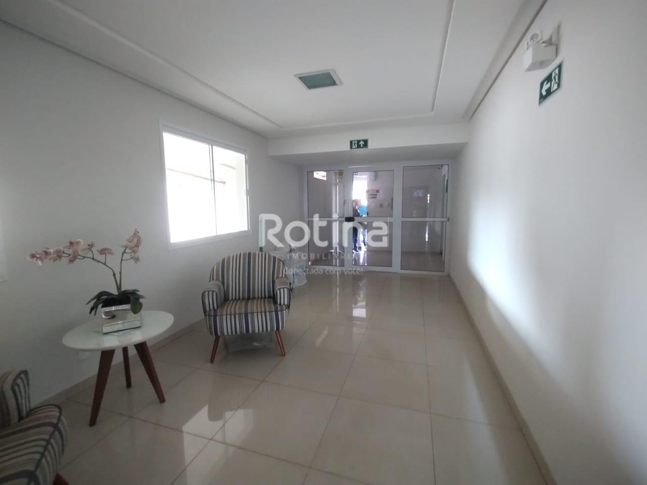 Apartamento para alugar, 3 quartos em Uberlândia no bairro Santa Mônica no valor de R$ 3.000,00 - Rotina Imobiliária: 