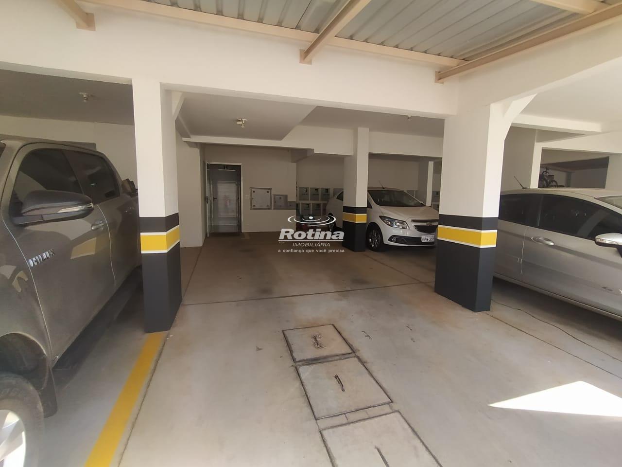 Apartamento para alugar, 3 quartos em Uberlândia no bairro Santa Mônica no valor de R$ 3.000,00 - Rotina Imobiliária: 