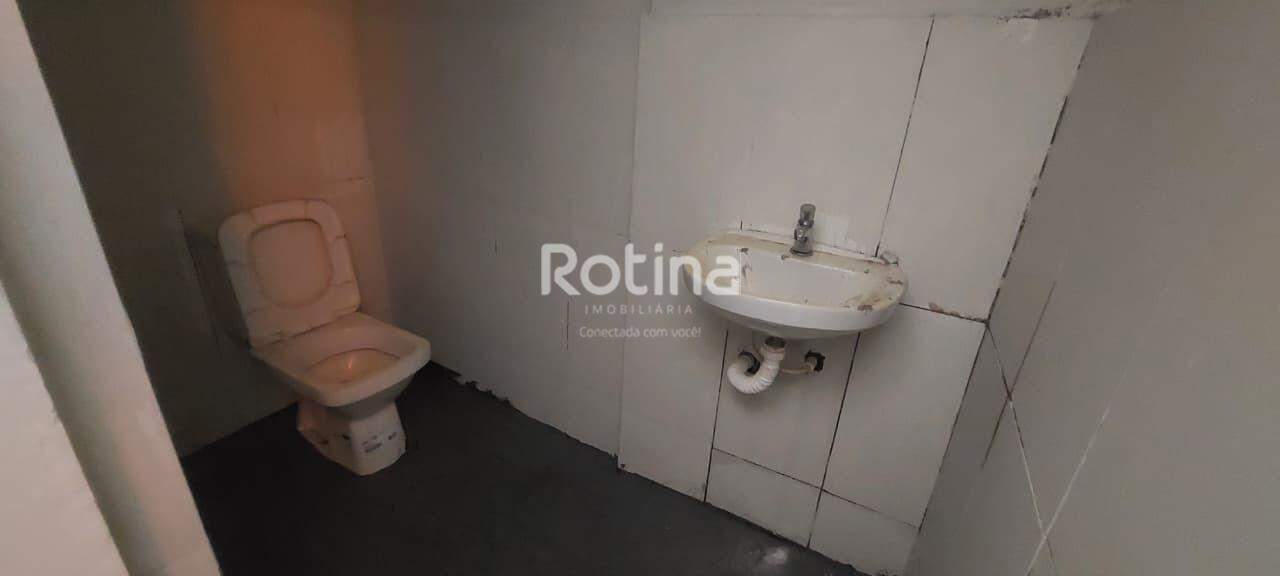 Loja para alugar, em Uberlândia no bairro Santa Mônica no valor de R$ 3.200,00 - Rotina Imobiliária: 