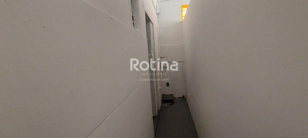 Loja para alugar, em Uberlândia no bairro Santa Mônica no valor de R$ 3.200,00 - Rotina Imobiliária: 