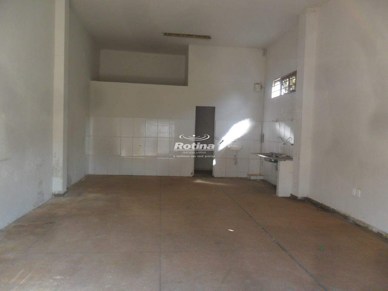 Loja para alugar, em Uberlândia no bairro Santa Mônica no valor de R$ 3.000,00 - Rotina Imobiliária: 