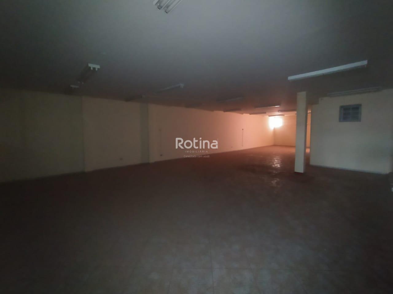 Sala para alugar, em Uberlândia no bairro Centro no valor de R$ 2.000,00 - Rotina Imobiliária: 