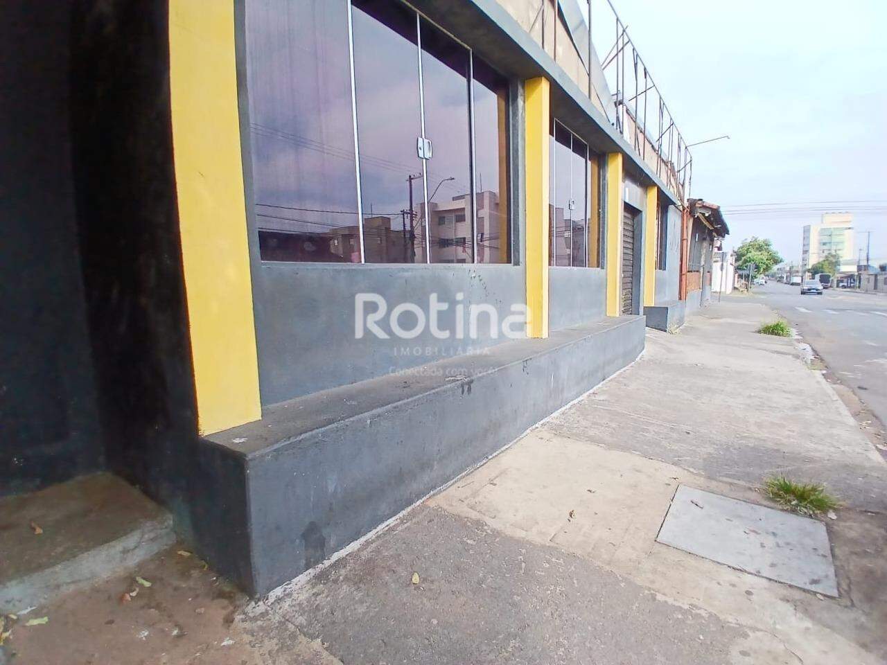 Loja para alugar, em Uberlândia no bairro Santa Mônica no valor de R$ 6.000,00 - Rotina Imobiliária: 
