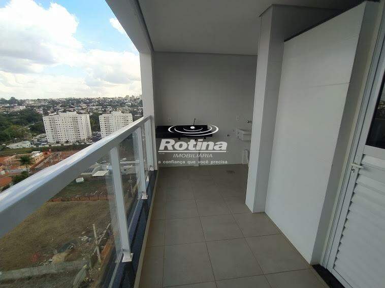 Apartamento para alugar, 2 quartos em Uberlândia no bairro Patrimônio no valor de R$ 2.400,00 - Rotina Imobiliária: 