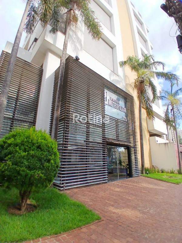 Sala para alugar, em Uberlândia no bairro Centro no valor de R$ 1.400,00 - Rotina Imobiliária: 