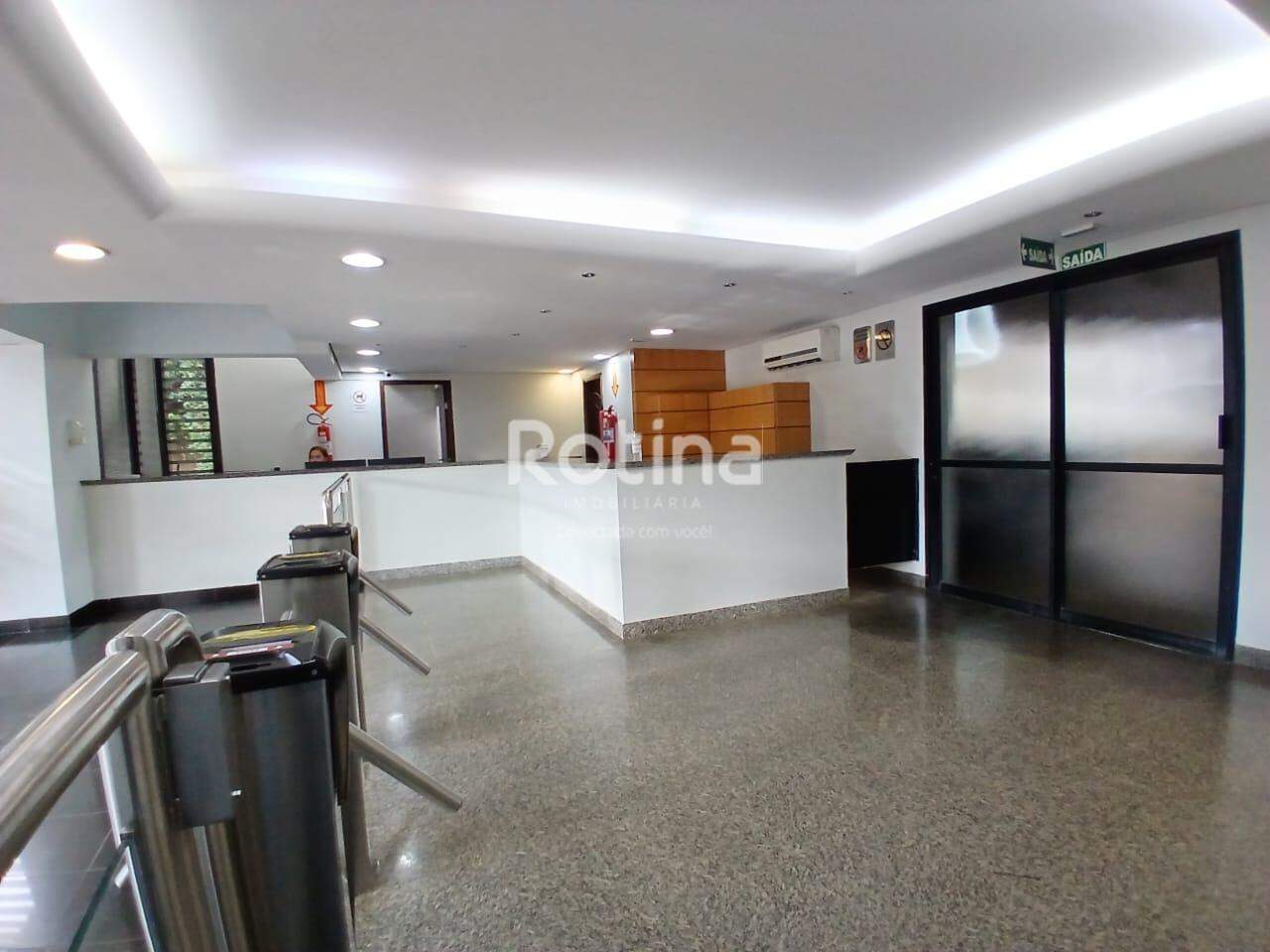 Sala para alugar, em Uberlândia no bairro Centro no valor de R$ 1.400,00 - Rotina Imobiliária: 