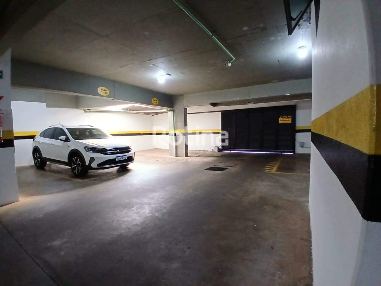 Sala para alugar, em Uberlândia no bairro Centro no valor de R$ 1.400,00 - Rotina Imobiliária: 