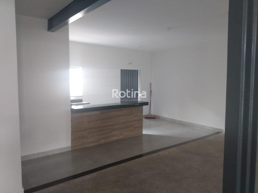 Galpão para alugar, em Uberlândia no bairro Jardim das Palmeiras no valor de R$ 5.400,00 - Rotina Imobiliária: 