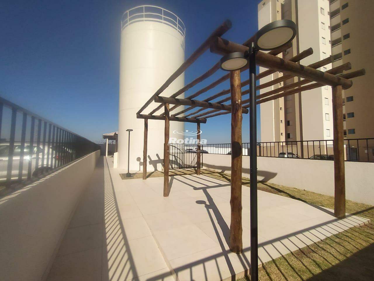 Apartamento para alugar, 2 quartos em Uberlândia no bairro Jardim Sul no valor de R$ 1.200,00 - Rotina Imobiliária: 