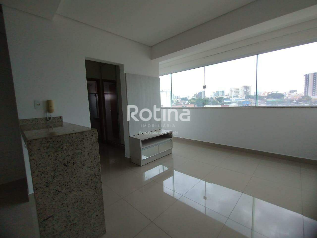 Apartamento para alugar, 1 quarto em Uberlândia no bairro Saraiva no valor de R$ 1.800,00 - Rotina Imobiliária: 
