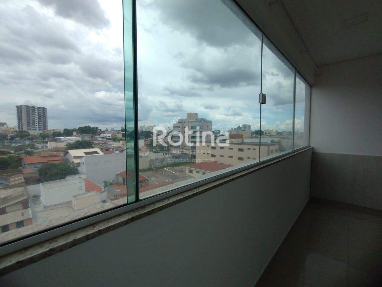 Apartamento para alugar, 1 quarto em Uberlândia no bairro Saraiva no valor de R$ 1.800,00 - Rotina Imobiliária: 