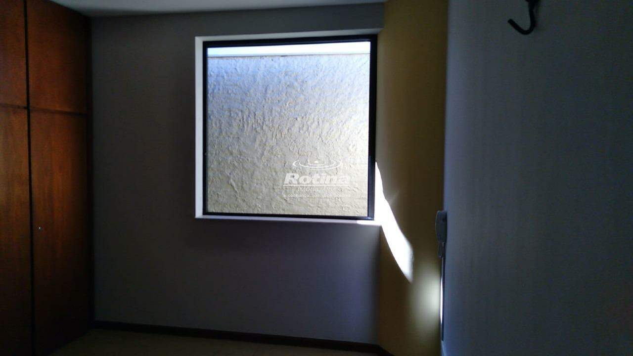 Casa para alugar, 4 quartos em Uberlândia no bairro Jardim Karaíba no valor de R$ 5.930,00 - Rotina Imobiliária: 
