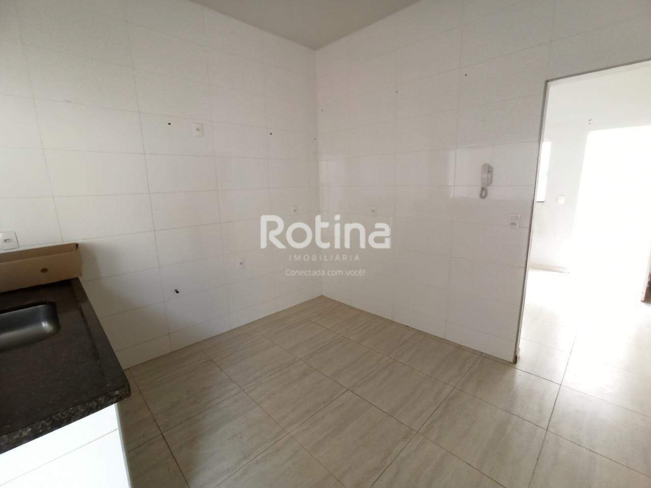 Casa para alugar, 2 quartos em Uberlândia no bairro Jardim das Palmeiras no valor de R$ 1.200,00 - Rotina Imobiliária: 