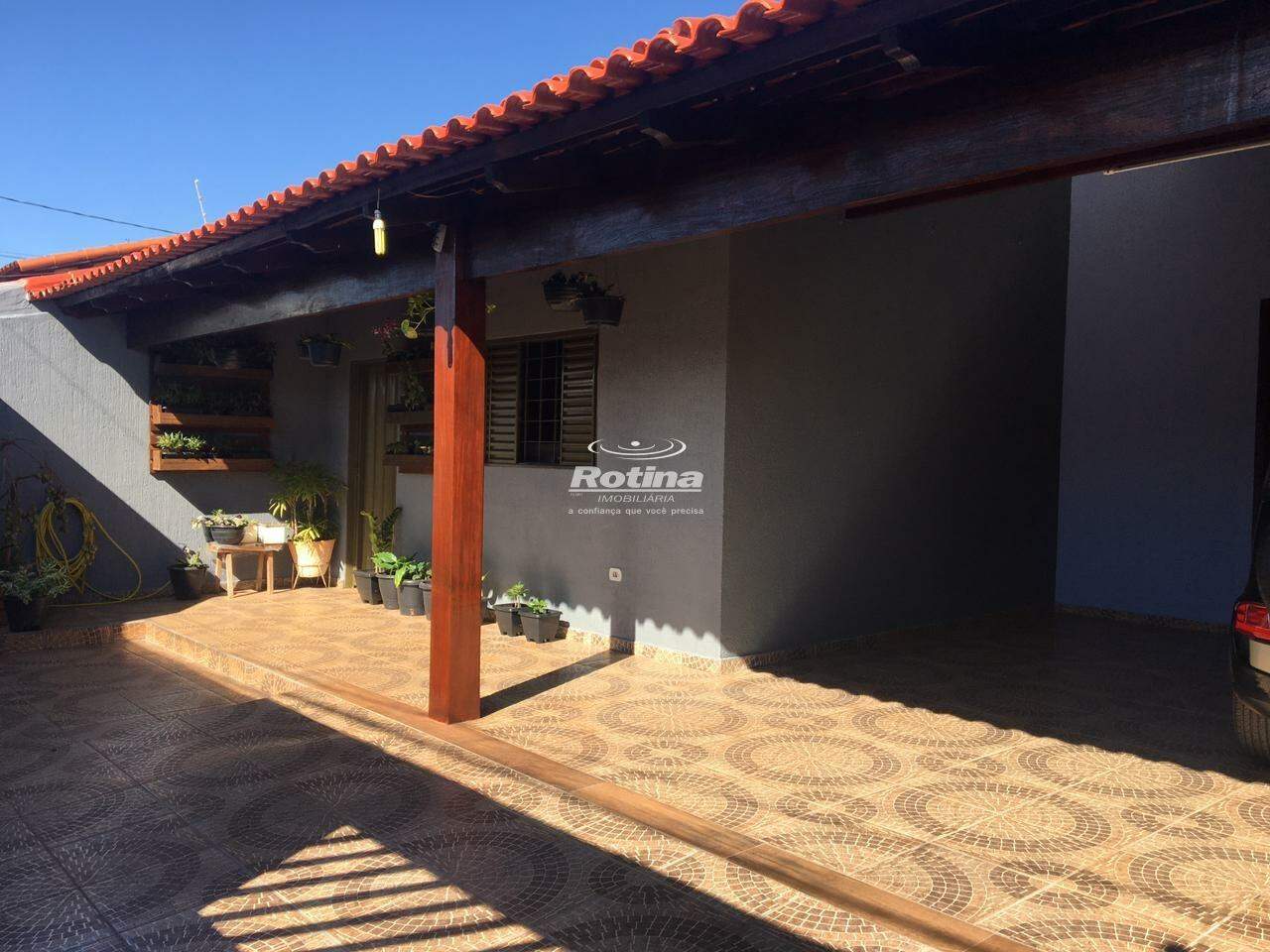 Casa à venda, 4 quartos em Uberlândia no bairro Planalto no valor de R$ 595.000,00 - Rotina Imobiliária: 