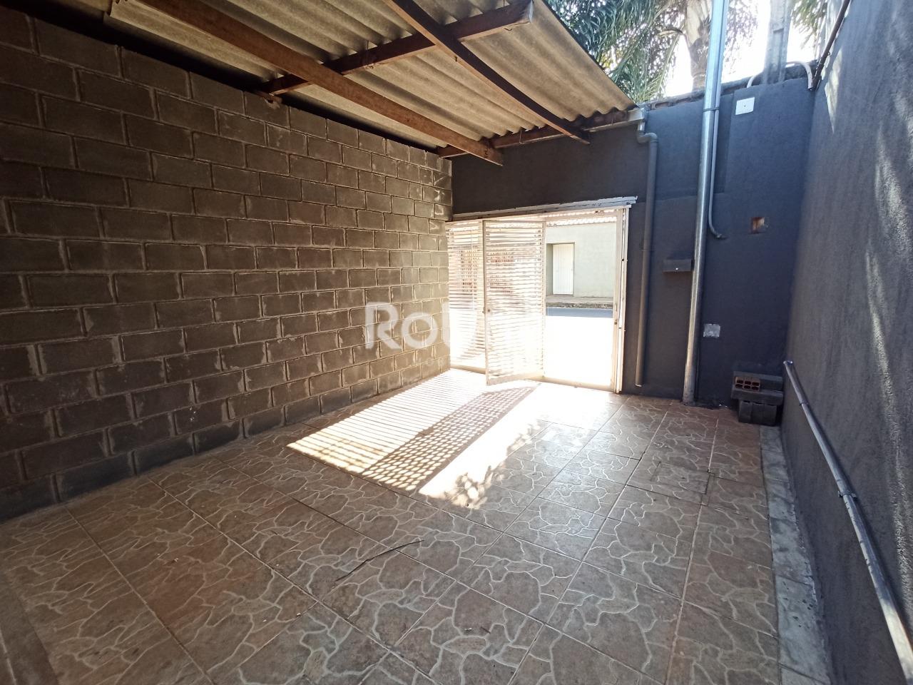 Casa para alugar, 3 quartos em Uberlândia no bairro Jardim Canaã no valor de R$ 1.000,00 - Rotina Imobiliária: 